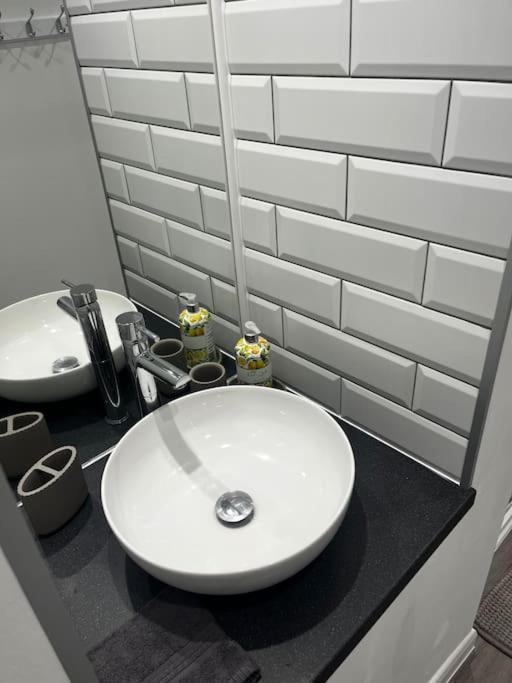 Lento Apartment Winchester Exterior foto
